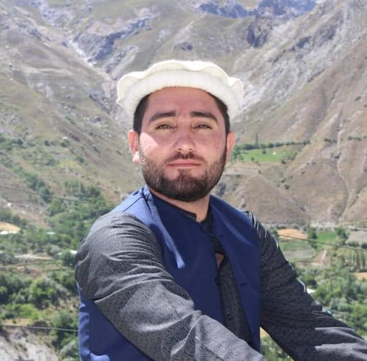 Original White Chitrali Wool Cap (Pakol) – Handmade Traditional Pakistani Pakol Hat for Men